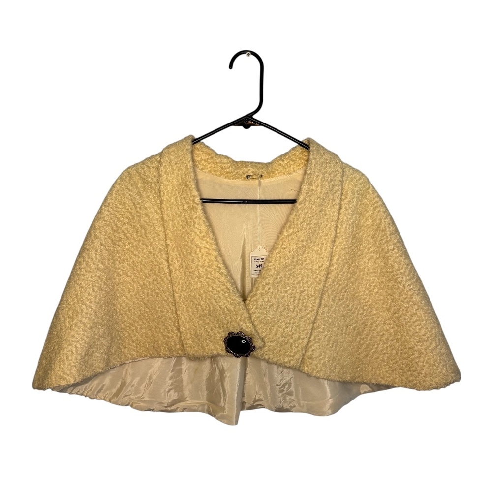 Vintage Unbranded Cream Boucle Shawl